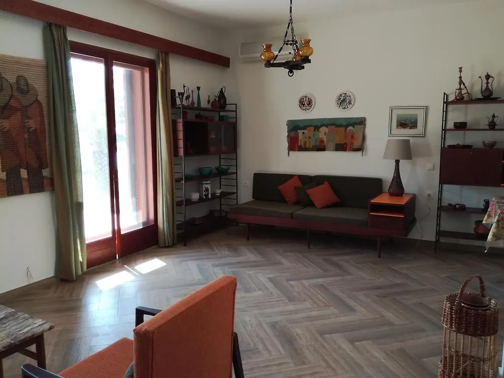 Villa Kalandra 0*,  Greece
