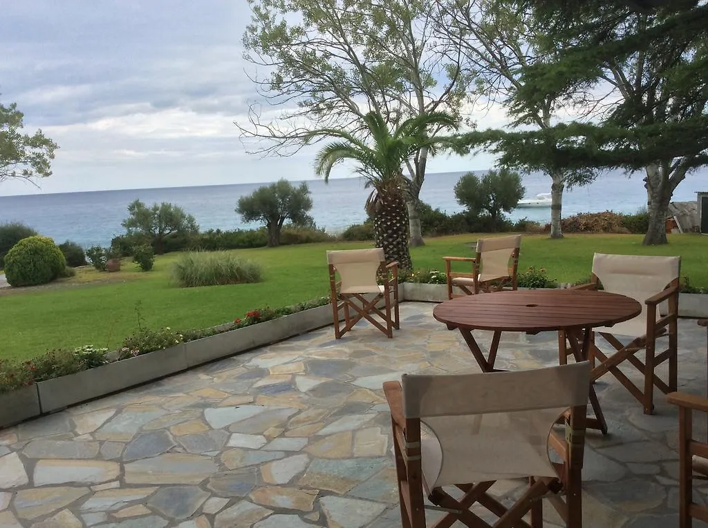 Villa Kalandra 0*,
