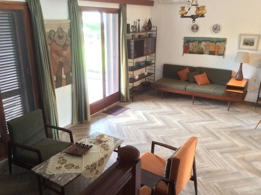 Villa Kalandra Holiday home